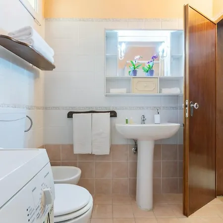 公寓 Flat Con Balcone E Parcheggio! *