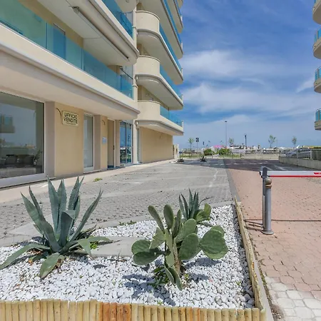 Apartment Flat Con Balcone E Parcheggio! Llido Degli Estensi