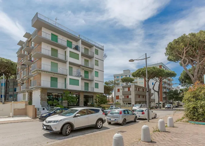 Flat Con Balcone E Parcheggio! Apartament